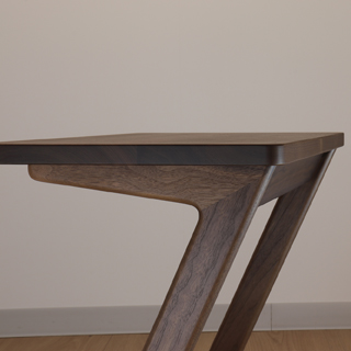 サイドテーブル