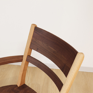 Sign 肘付回転チェア