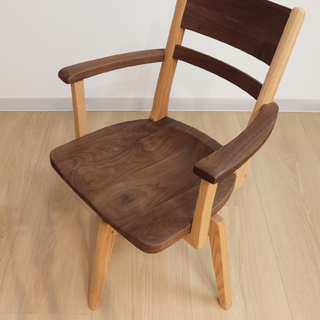 Sign 肘付回転チェア