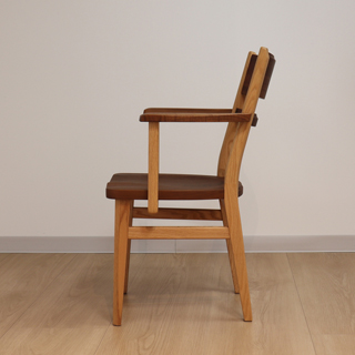 Sign アームチェア