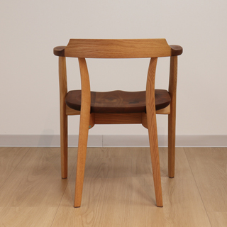 Sign アームチェア