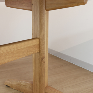 Sign ダイニングテーブル(2本脚)